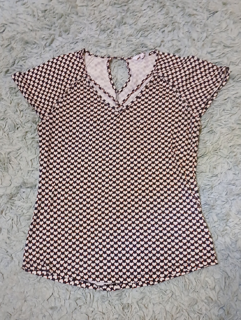 Candie's Red and Black Heart-Print Keyhole V-Neck Tee